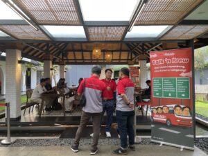 Ekonomi Digital Indonesia Tumbuh 9,5%: Sektor Logistik & Creator Naik Daun. (Foto: Dok. Lincah id)